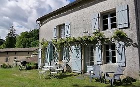 La Maison du Gardien Domaine du Château des Loups